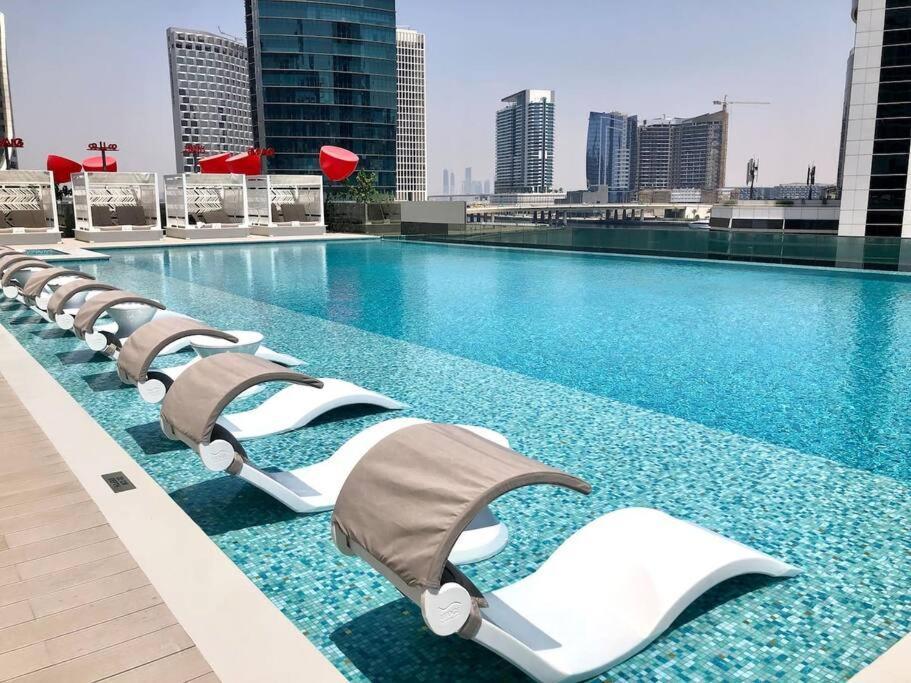 Urban King Bed With Burj Khalifa View & Dubai Mall Buitenkant foto